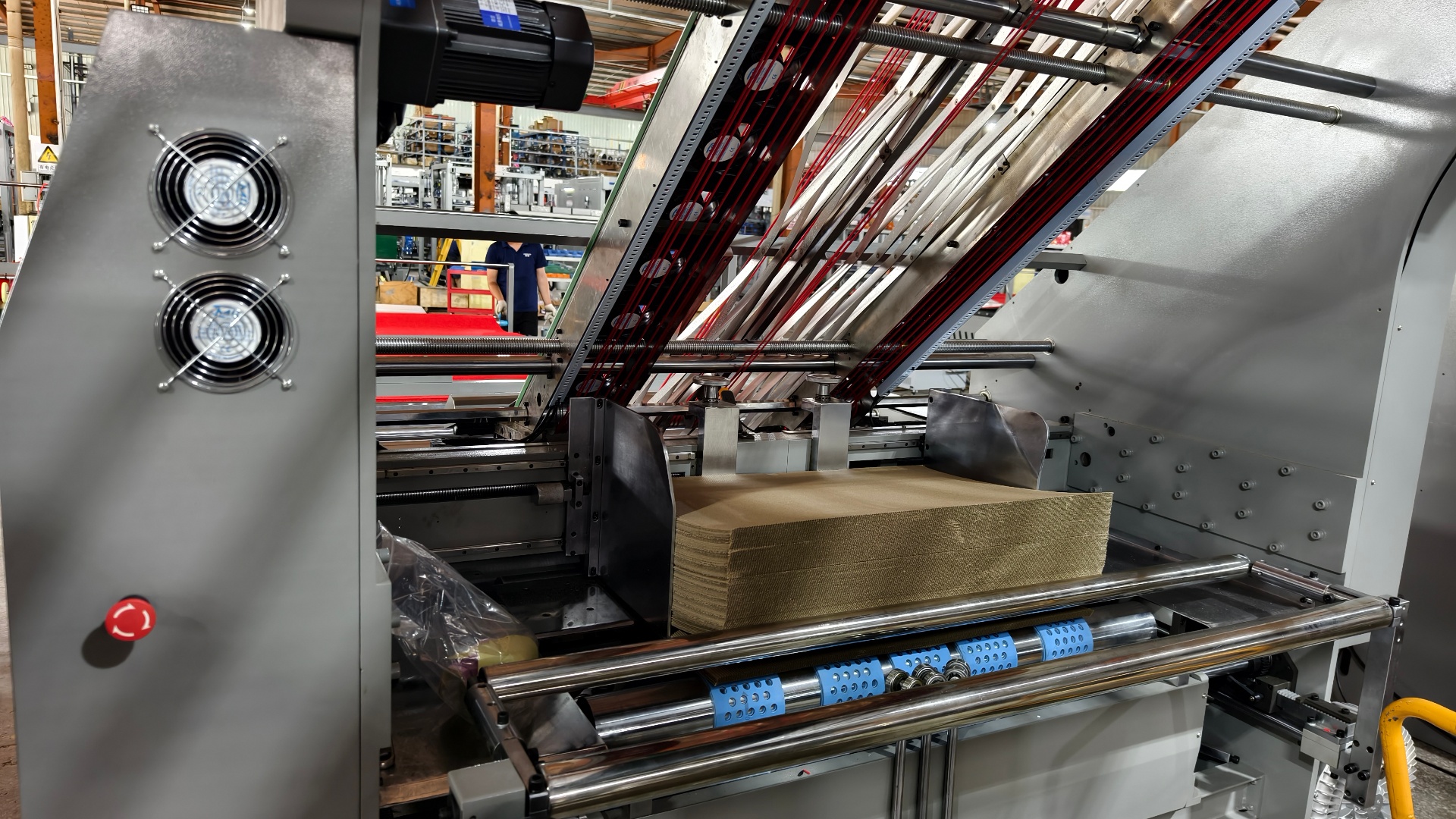 GM-1450B fully automatic middle-speed flute laminator