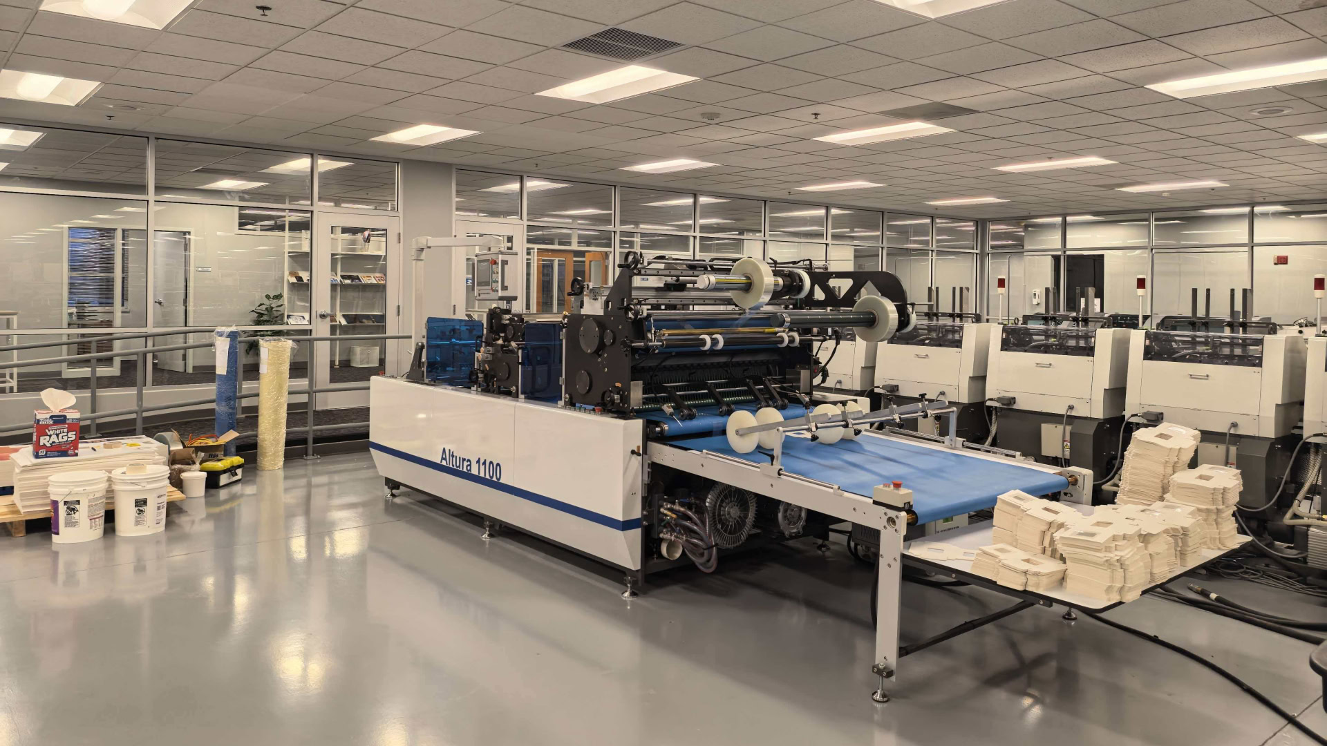ONEZIM High-Speed Automatic Window Patcher Installed in the USA