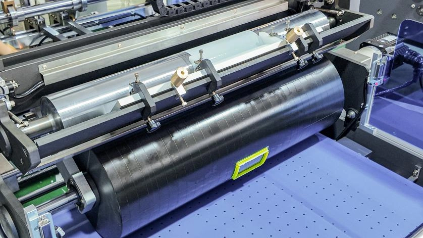 Gluing System