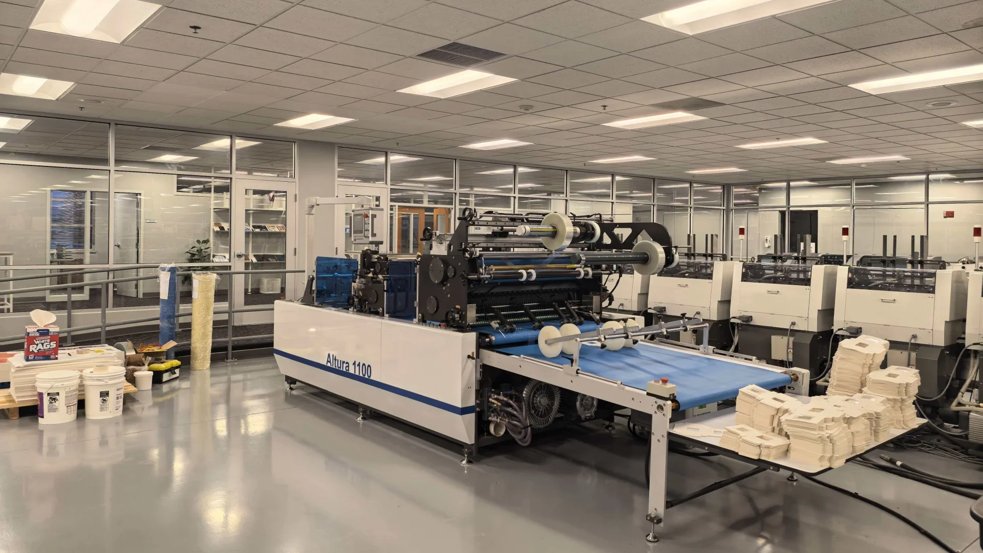ONEZIM High-Speed Automatic Window Patcher Installed in the USA